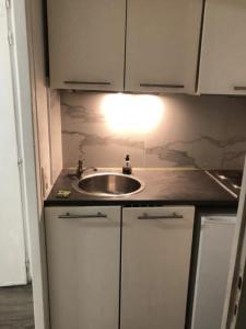 For sale Lyon-7eme-arrondissement 1 room 23 m2 Rhone (69007) photo 1