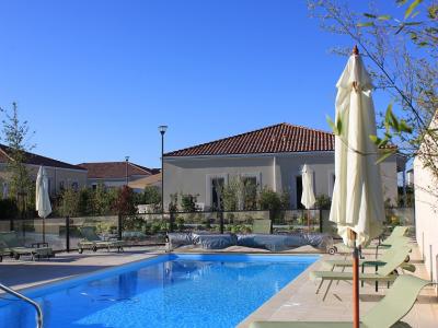 For sale Medis 3 rooms 78 m2 Charente maritime (17600) photo 4