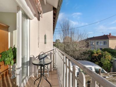 For sale Meyzieu 4 rooms 105 m2 Rhone (69330) photo 4