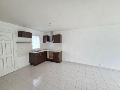 For sale Ploemel 4 rooms 77 m2 Morbihan (56400) photo 2