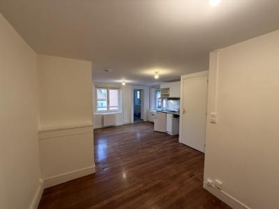 For rent Lyon-1er-arrondissement 1 room 27 m2 Rhone (69001) photo 0