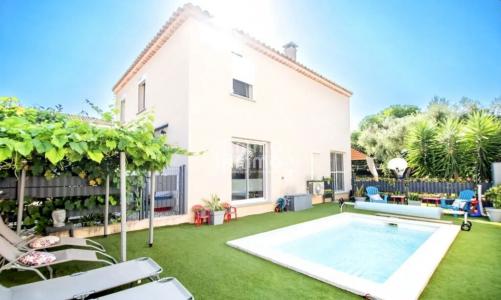 For sale Marseille-13eme-arrondissement 5 rooms 133 m2 Bouches du Rhone (13013) photo 2