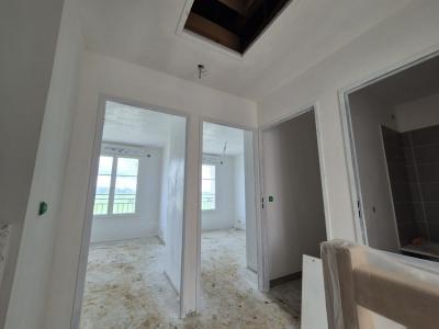 For sale 5 rooms 89 m2 Val d'Oise (95380) photo 4