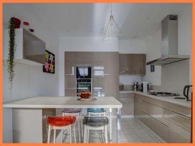 For sale COLLINE 7 rooms 141 m2 Ain (01700) photo 4