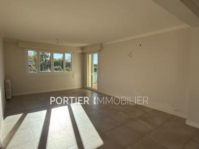 Louer Appartement 78 m2 Juan-les-pins