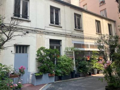 For sale Paris-18eme-arrondissement 490 m2 Paris (75018) photo 0