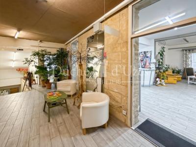 For sale Uzes 4 rooms 140 m2 Gard (30700) photo 2