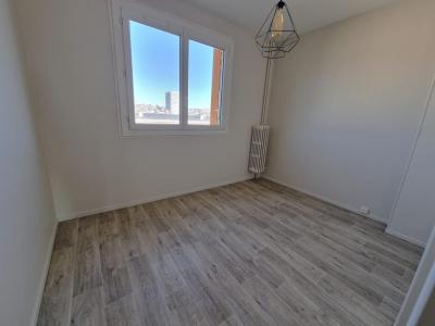 For sale Rouen 4 rooms 61 m2 Seine maritime (76100) photo 2
