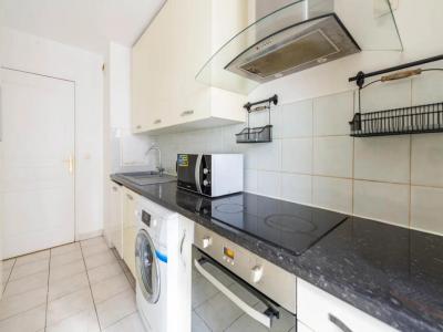 For sale Courbevoie 2 rooms 45 m2 Hauts de Seine (92400) photo 3