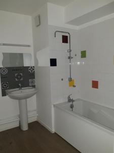 For rent Liverdun 3 rooms 75 m2 Meurthe et moselle (54460) photo 3