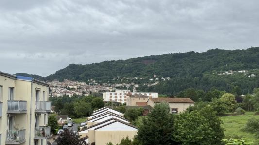 For sale BAS DE LA VILLE  PROXIMI 4 rooms 117 m2 Puy de dome (63300) photo 2