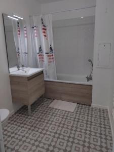 For rent Corbeil-essonnes 2 rooms 45 m2 Essonne (91100) photo 4