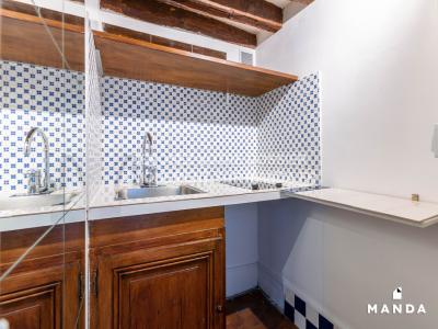 Louer Appartement 24 m2 Paris-1er-arrondissement