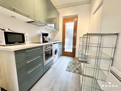 Louer Appartement Maisons-alfort 890 euros
