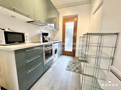 Louer Appartement Maisons-alfort 890 euros