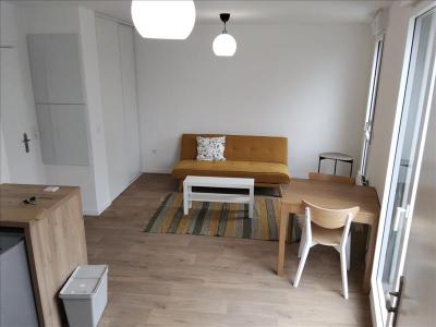 For rent Bagneux 1 room 25 m2 Hauts de Seine (92220) photo 0