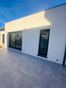 For sale Serignan 4 rooms 86 m2 Herault (34410) photo 1