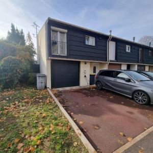 For sale Louvres 5 rooms 83 m2 Val d'Oise (95380) photo 0