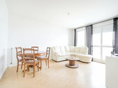 Acheter Appartement Ecquevilly 218400 euros