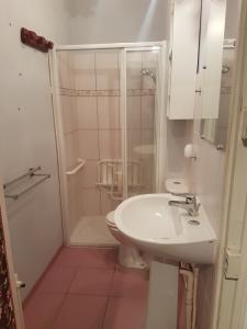 For rent Nancy 3 rooms 57 m2 Meurthe et moselle (54000) photo 3