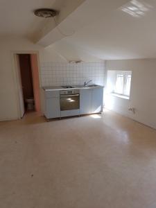For rent Nancy 3 rooms 39 m2 Meurthe et moselle (54000) photo 2