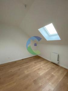 Louer Appartement Ville-du-bois 844 euros