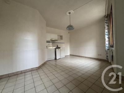 For rent Pont-sainte-maxence 1 room 21 m2 Oise (60700) photo 0