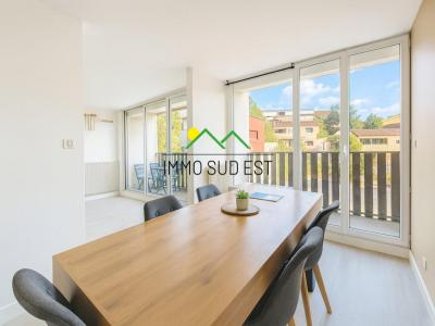 For sale Aubenas 4 rooms 74 m2 Ardeche (07200) photo 0