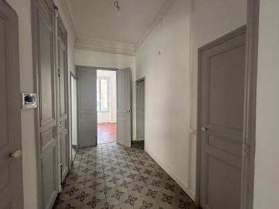 Louer Appartement Marseille-1er-arrondissement 990 euros