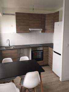 Louer Appartement 40 m2 Courbevoie