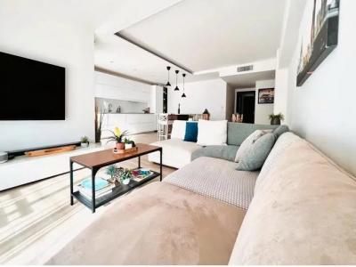 Louer Appartement 100 m2 Cagnes-sur-mer