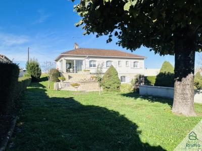 For sale Chateauneuf-sur-charente 8 rooms 177 m2 Charente (16120) photo 0