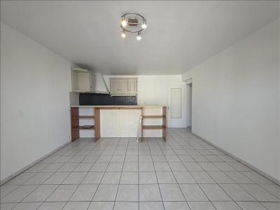 Louer Appartement 32 m2 Livry-gargan