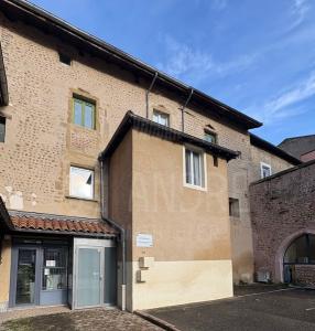 For sale Beaurepaire Beaurepaire 4 rooms 71 m2 Isere (38270) photo 0
