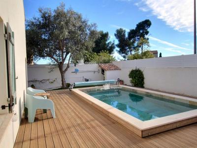 For sale Sanary-sur-mer 5 rooms 109 m2 Var (83110) photo 1