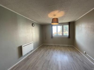 For sale Roanne 3 rooms 51 m2 Loire (42300) photo 1