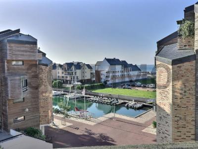 For sale Deauville 1 room 24 m2 Calvados (14800) photo 2