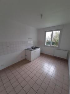 For sale Combree 4 rooms 84 m2 Maine et loire (49520) photo 3