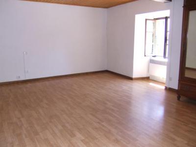 Louer Maison Laval 940 euros