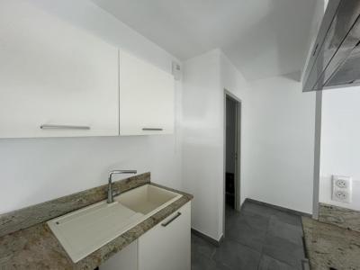 Louer Appartement 74 m2 Ajaccio