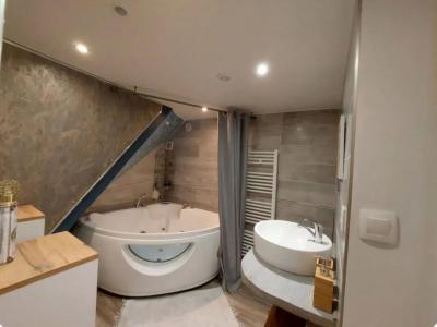 For rent Aulnay-sous-bois 2 rooms 29 m2 Seine saint denis (93600) photo 0