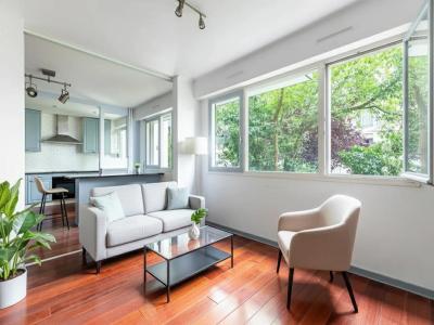 Acheter Appartement Paris-19eme-arrondissement 645000 euros