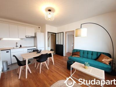 Louer Appartement Lyon-8eme-arrondissement 587 euros