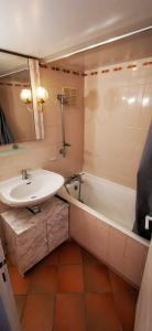 For sale CENTRE VILLE 1 room 29 m2 Corse (20090) photo 2