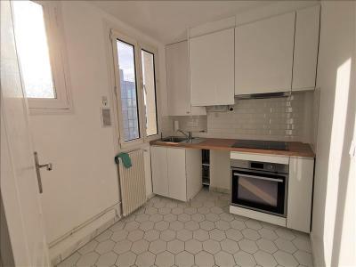 Louer Appartement 38 m2 Paris-4eme-arrondissement