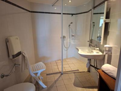 For sale Aurel 7 rooms 214 m2 Vaucluse (84390) photo 2