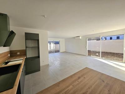 For sale Saint-priest 5 rooms 117 m2 Rhone (69800) photo 2