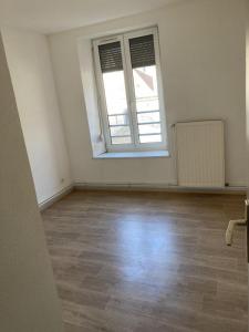 Louer Appartement 81 m2 Broque
