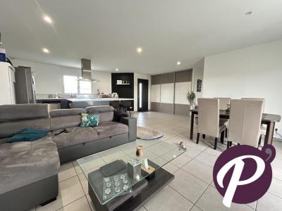 For sale Bergerac 3 rooms 90 m2 Dordogne (24100) photo 1