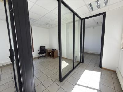 Annonce Location Bureau Sainte-clotilde 974
